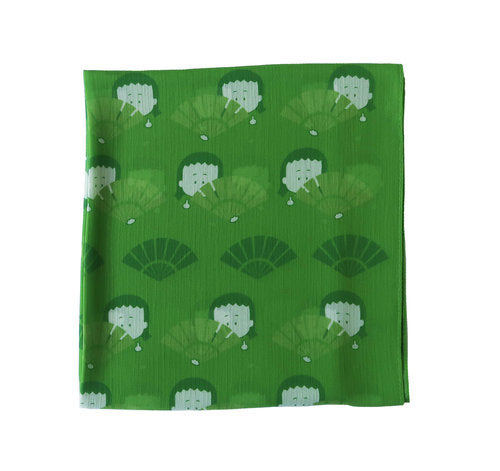 Scarf: "ALAG fan" in green